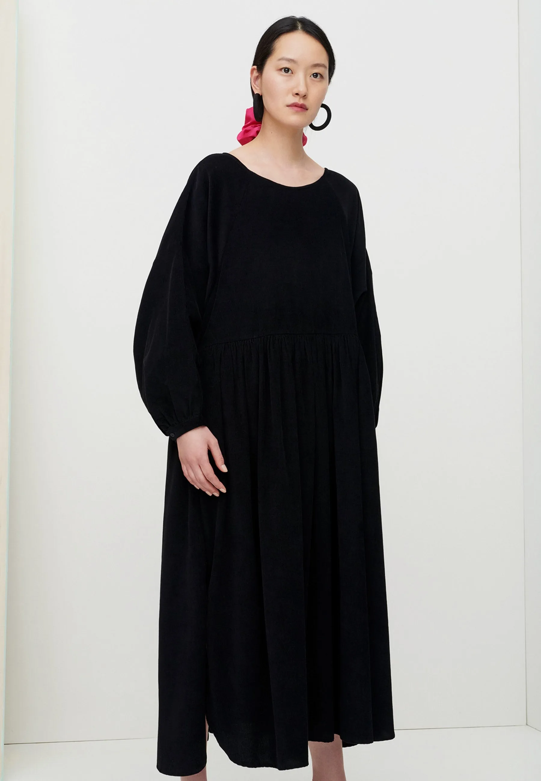 Atlas Dress - black cord